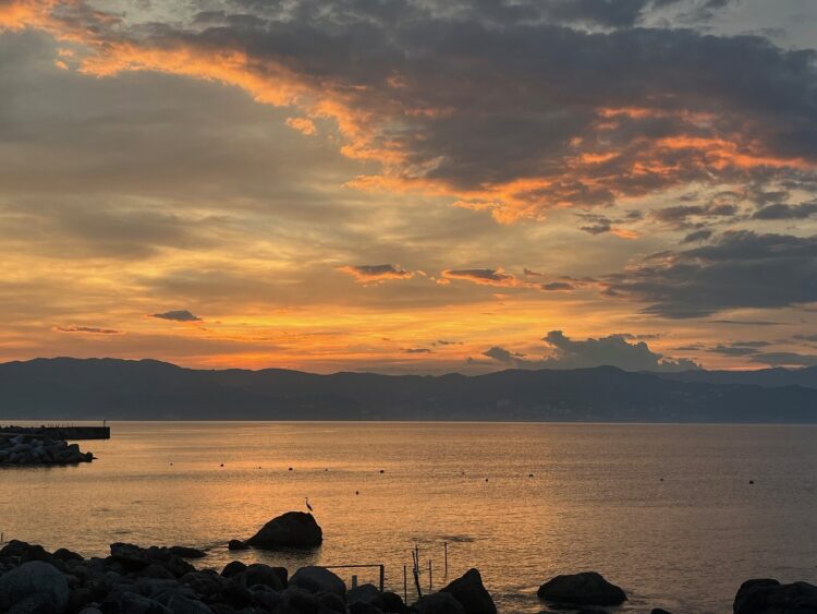 初島の夕焼け