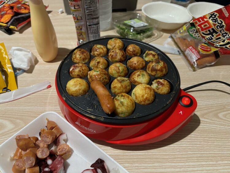 寮でたこ焼きパーティー（休日）