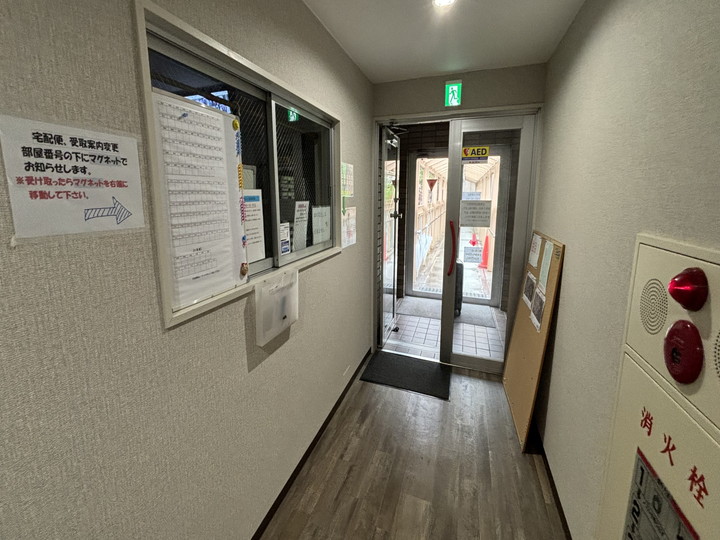 寮玄関