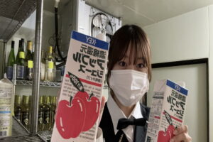 段ボール開封、収納業務2