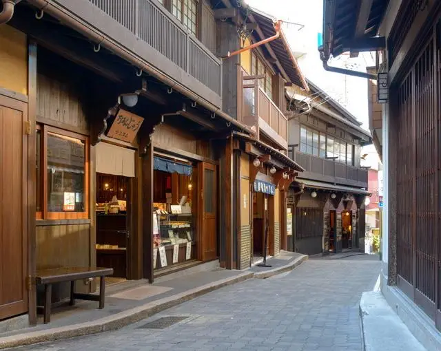 有馬の住み込みリゾートバイト（ホテルのレストラン）のサブ画像１