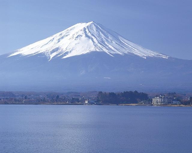 河口湖の住み込みリゾートバイト（旅館の接客）の画像１