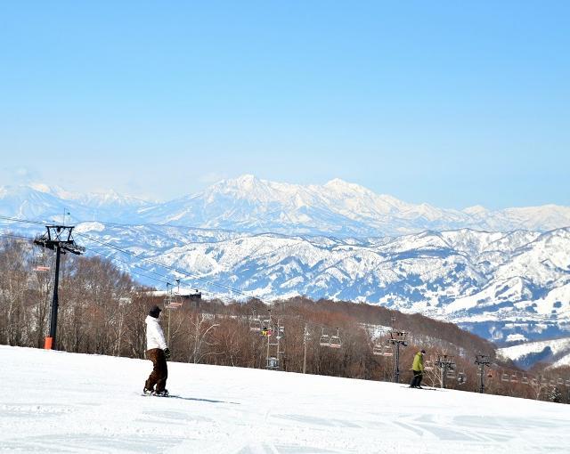 赤倉の住み込みスキー場バイト（ホテルのレストラン、リフト等）の画像３