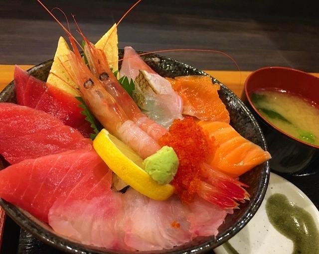 下田の住み込みリゾートバイト（ホテルのお仕事）のサブ画像４