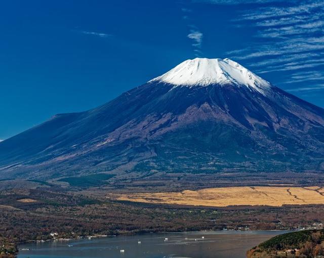 山中湖の住み込みリゾートバイト（ホテルのベル、調理補助など）の画像１