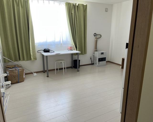 札幌の住み込みリゾートバイト（ホテル清掃、レストラン業務など）のサブ画像４