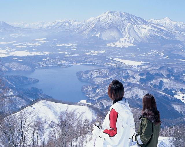 斑尾の住み込みスキー場バイト（スキー場のリフト、アクティビティなど）の画像２