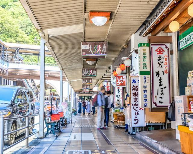 箱根の住み込みリゾートバイト（ホテルのレストラン）の画像４