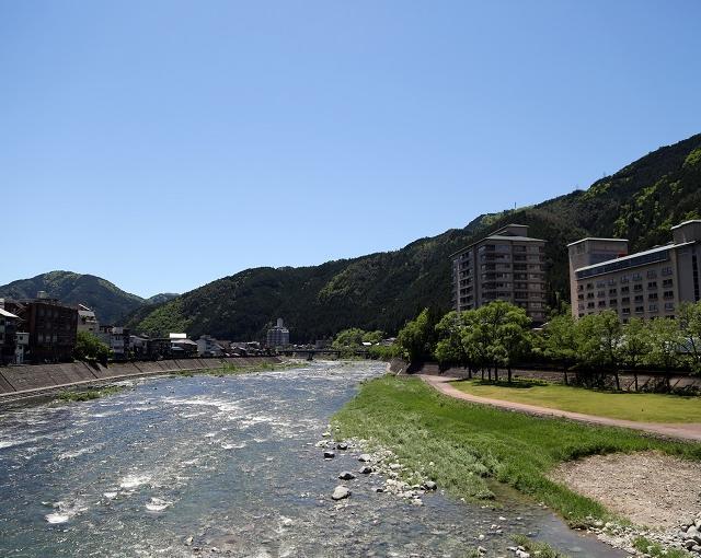 下呂温泉の住み込みリゾートバイト（ホテルのフロント・レストランなど）の画像２