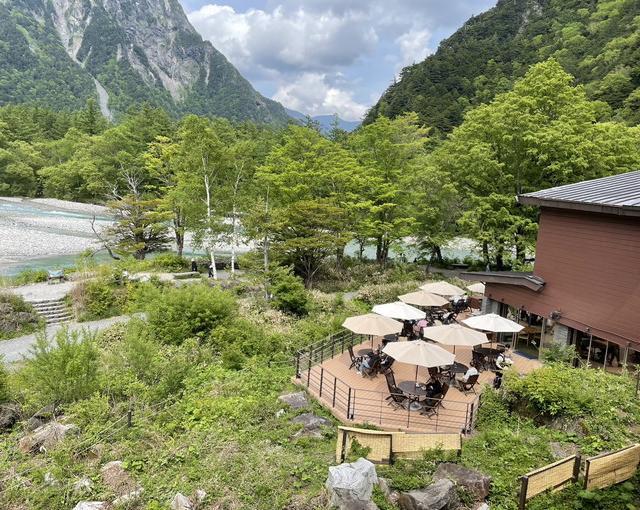 上高地の住み込みリゾートバイト（ホテルの売店・フロントなど）の画像１