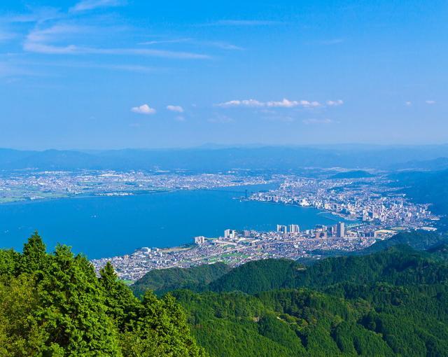 琵琶湖

の住み込みリゾートバイト（ホテルのレストラン、ベルなど）の画像４