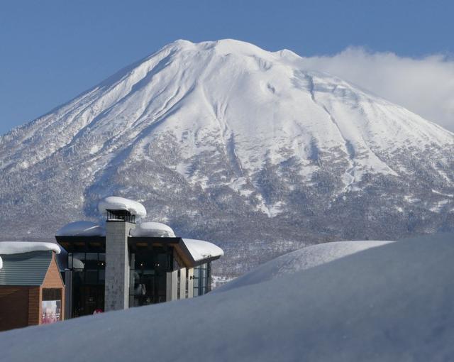 ニセコの住み込みスキー場バイト（ホテルでの全般業務などの業務）の画像１