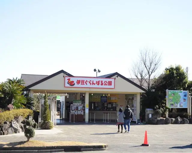 伊豆高原の住み込みリゾートバイト（ホテルのレストラン、客室清掃など）のサブ画像２