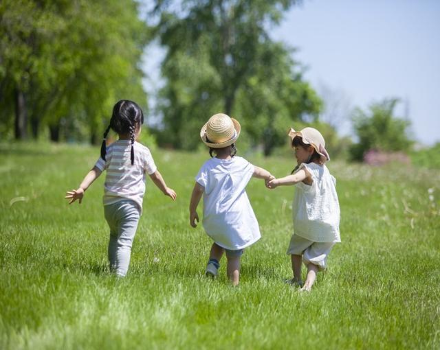 【遊園地・ホテルのお仕事】