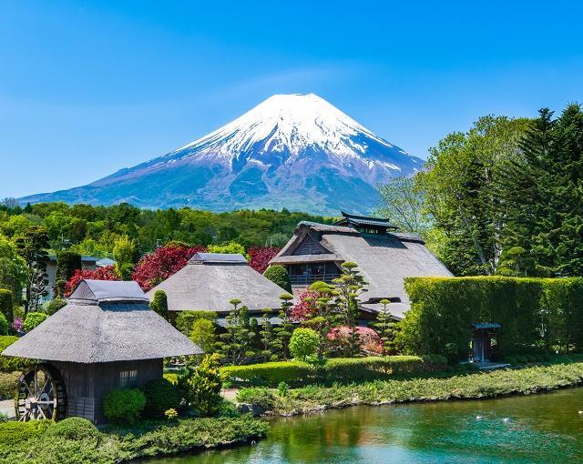 富士忍野の住み込みリゾートバイト（ホテルのフロント業務など）の画像４
