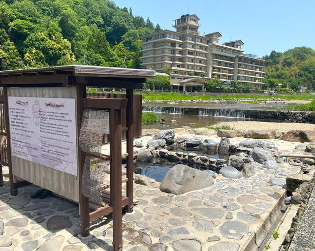 三朝温泉の住み込みリゾートバイト（旅館の中居、ナイトフロントのお仕事）の画像４