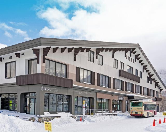 志賀高原の住み込みスキー場バイト（スキー場の売店、レストランスタッフ）の画像２