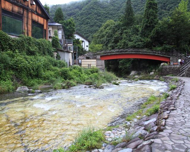 湯西川の住み込みリゾートバイト（ホテルのレストラン、客室清掃など）の画像１