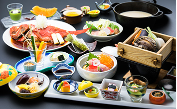 河津の住み込みリゾートバイト（旅館のレストラン）の画像３