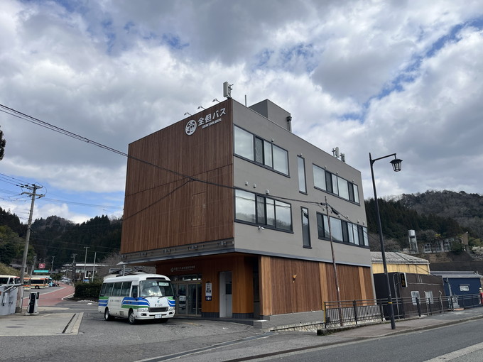 湯村温泉の住み込みリゾートバイト（旅館の全般業務）のサブ画像４