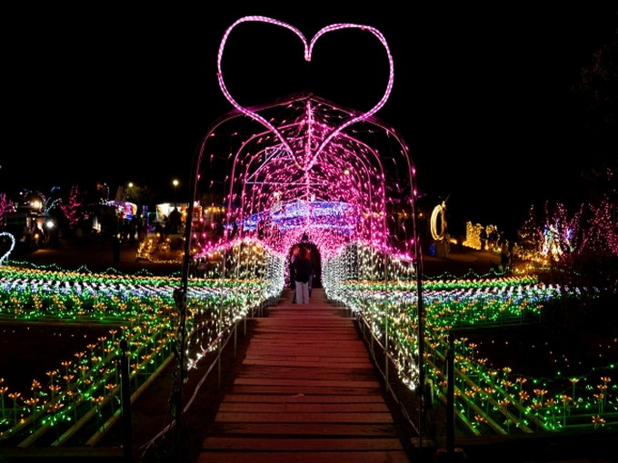 東京都の住み込みリゾートバイト（遊園地・飲食店）の画像２