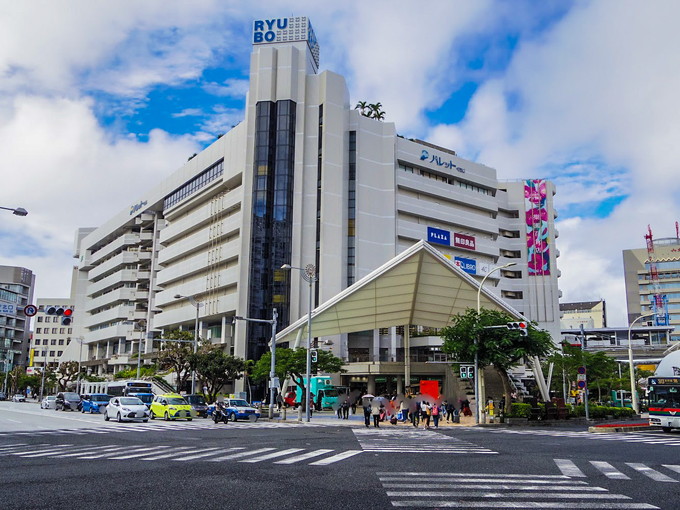 沖縄県/恩納村の【飲食店のお仕事】