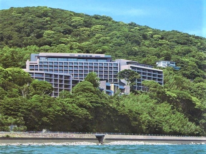 熱海の住み込みリゾートバイト（ホテルのレストラン）の画像３