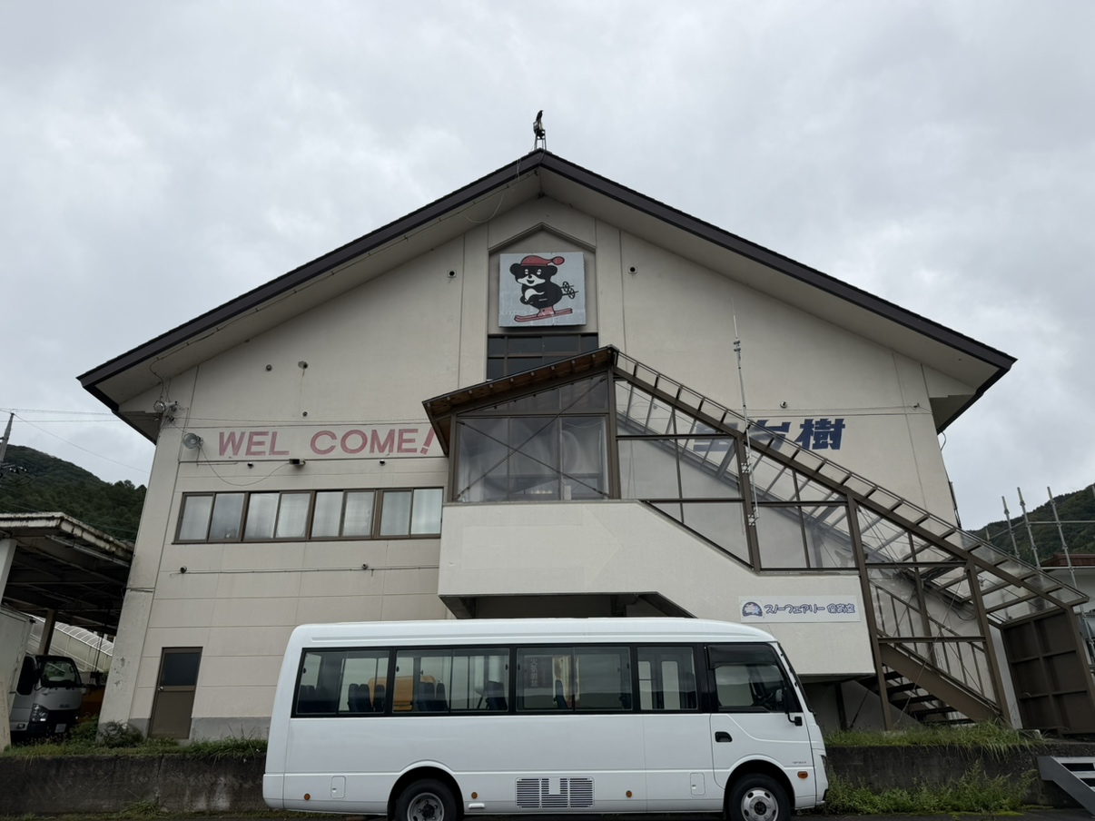みなかみの住み込みスキー場バイト（スキー場のリフト係、駐車場係など）の画像３