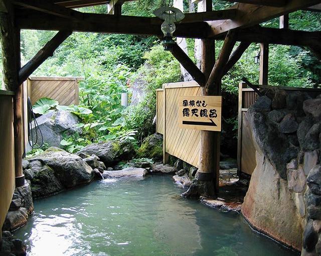 大雪山の住み込みリゾートバイト（旅館のレストラン、裏方など）の画像３