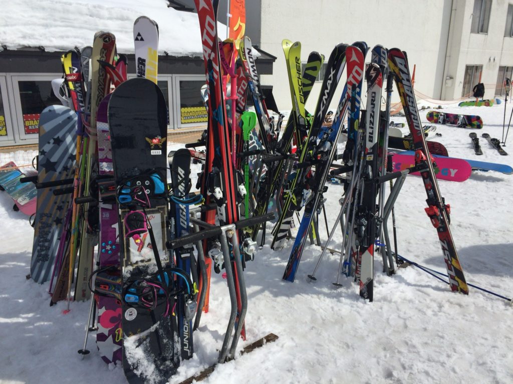 冬休みを有効活用 短期スキー場バイト とは リゾートバイト Net