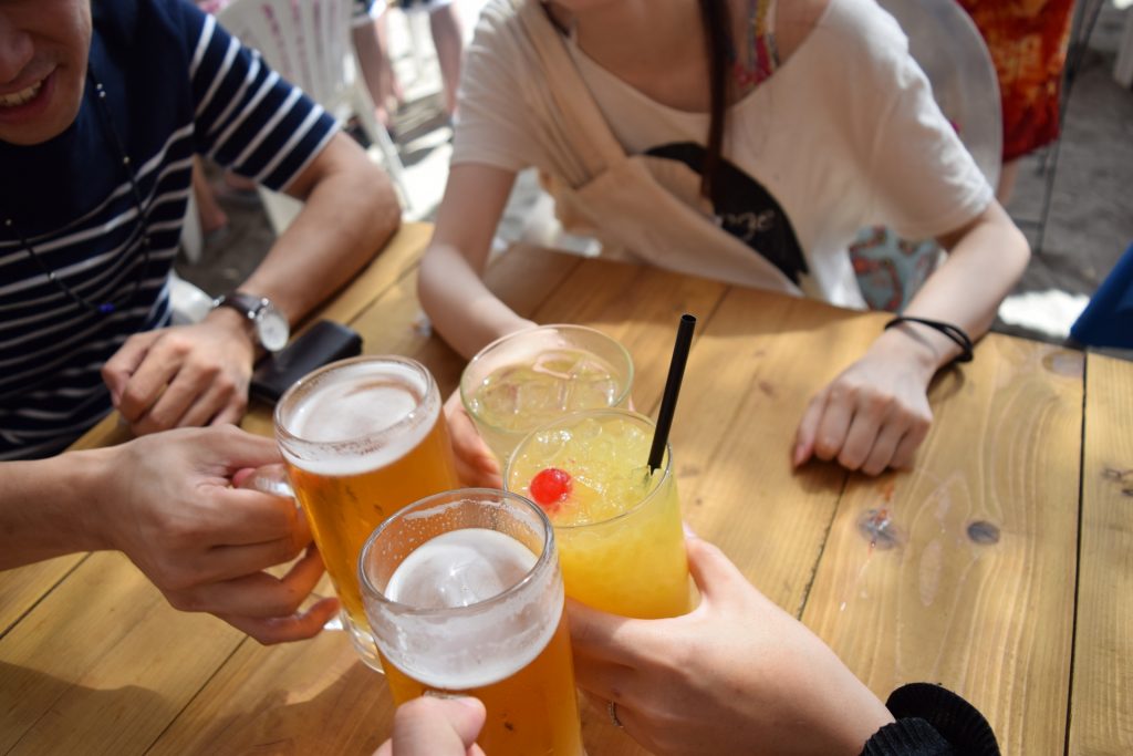 飲み会リゾートバイト