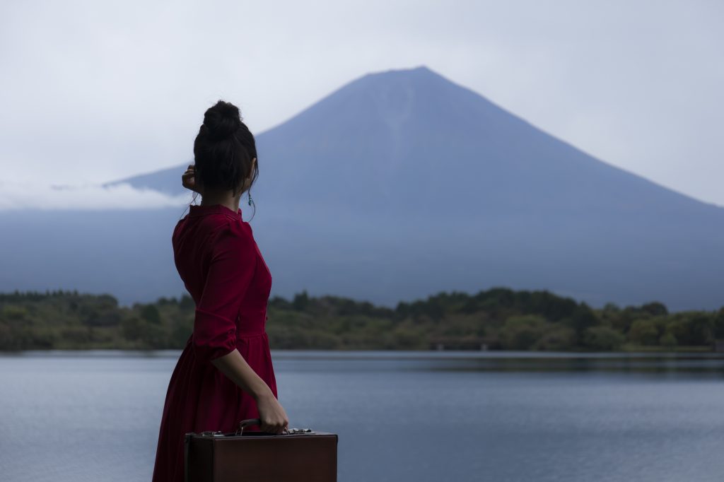 リゾートバイト 髪型 富士山