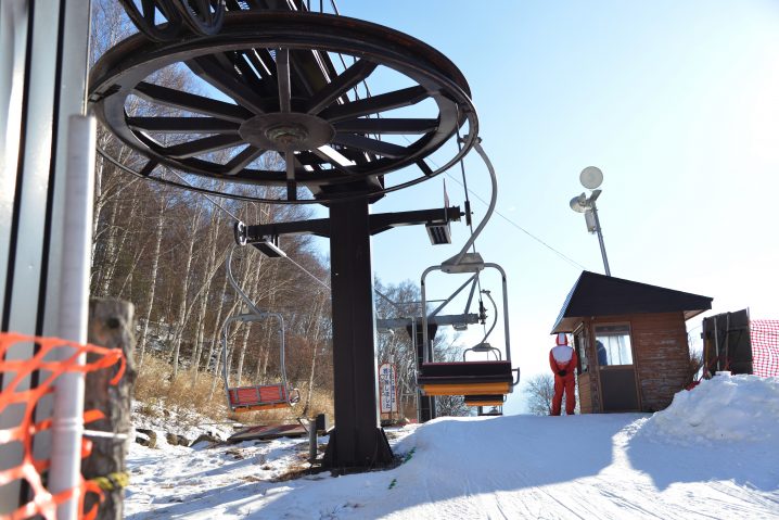 スキー場バイト職種ガイド 冬のスキー場求人の仕事内容を解説